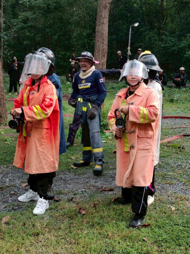 LINE_ALBUM_ทบทวน อปพร. 68_250813_429_397.jpg